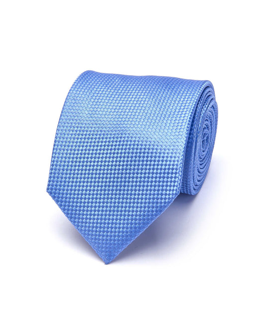 Elegant Light Blue Silk Tie